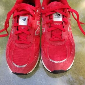 New Balance boys sneaker